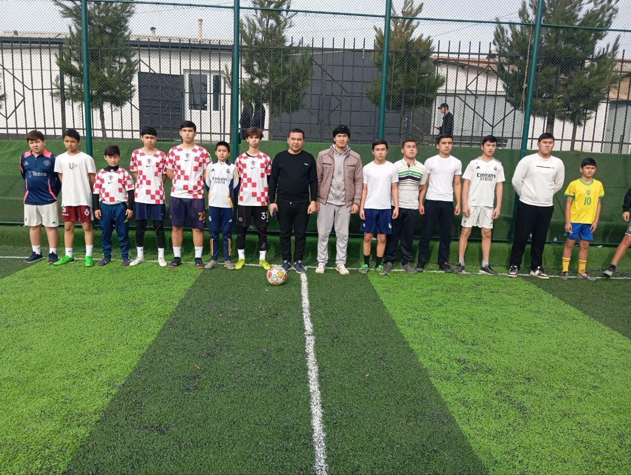 “Maktablar ligasi”