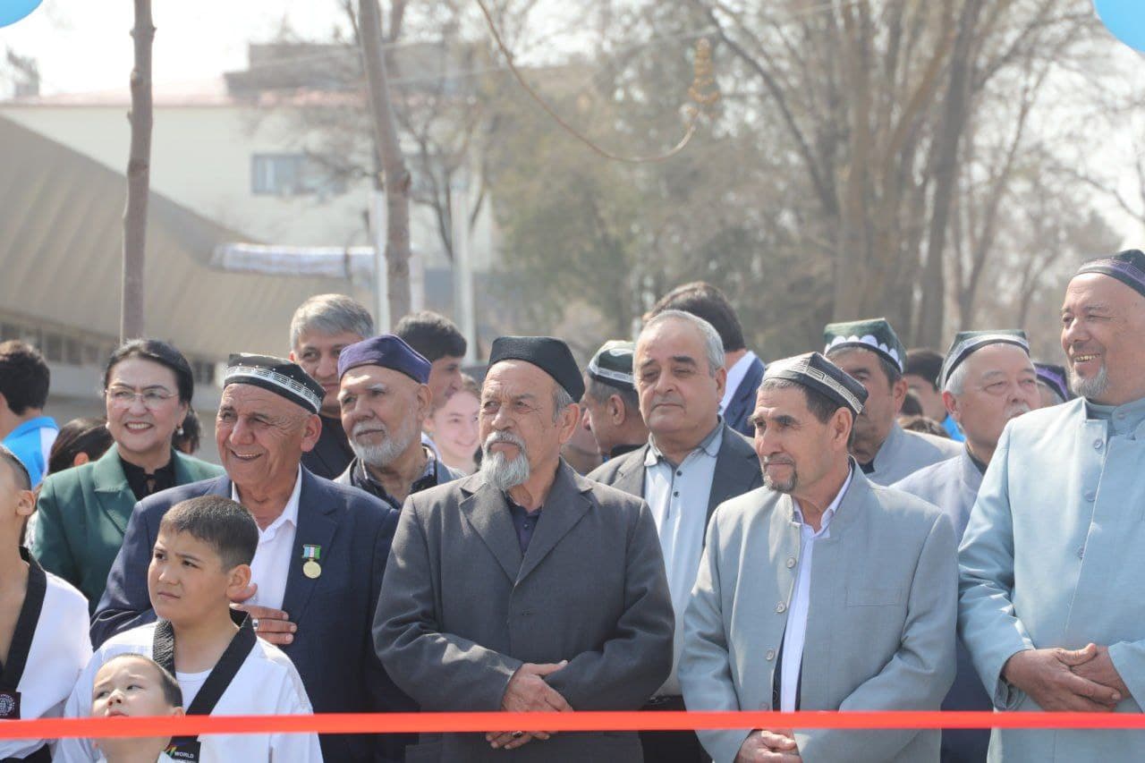 Navro‘z umumxalq bayrami arafasida Yangiyo‘l shahrida zamonaviy sport maktabi foydalanishga topshirildi