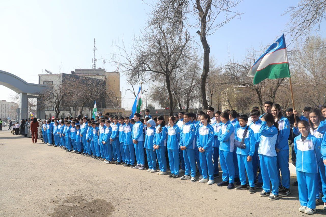 Navro‘z umumxalq bayrami arafasida Yangiyo‘l shahrida zamonaviy sport maktabi foydalanishga topshirildi