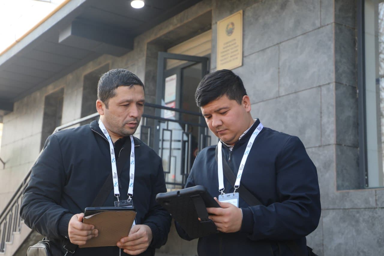 Yangiyo‘l shahrida “Aholi va qishloq xo‘jaligini ro‘yxatga olish” tadbirining ikkinchi bosqichidan fotolavhalar