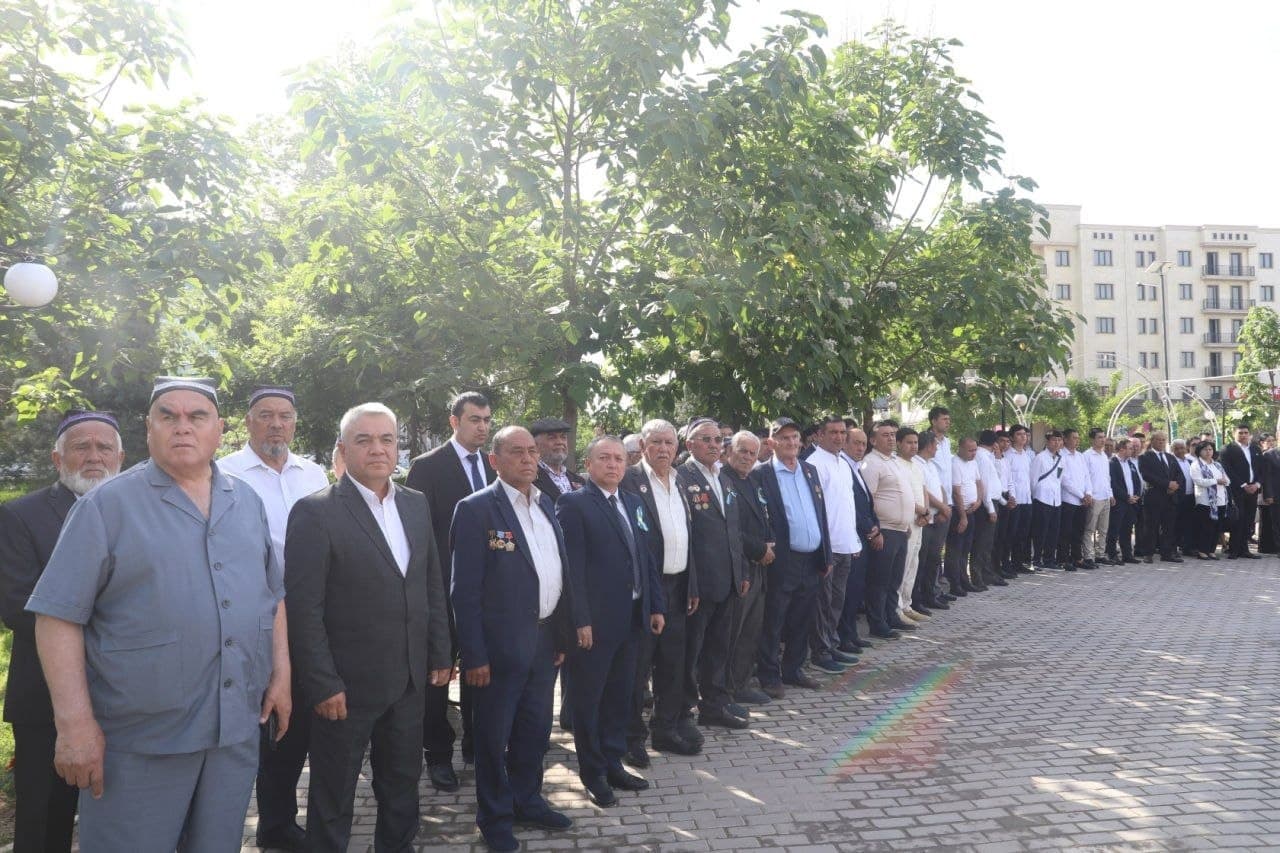 9-may — “Xotira va qadrlash kuni” munosabati bilan bugun Yangiyo‘l shahrida tadbir bo‘lib o‘tdi