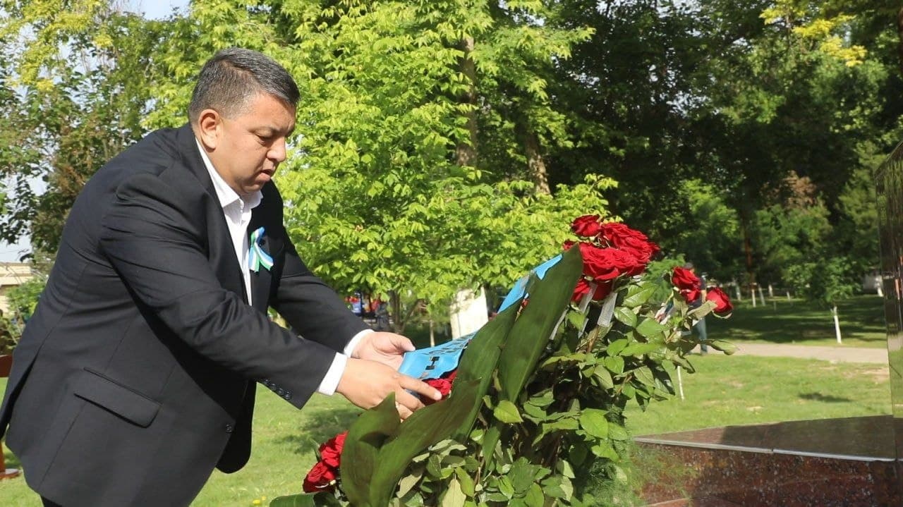 9-may — “Xotira va qadrlash kuni” munosabati bilan bugun Yangiyo‘l shahrida tadbir bo‘lib o‘tdi