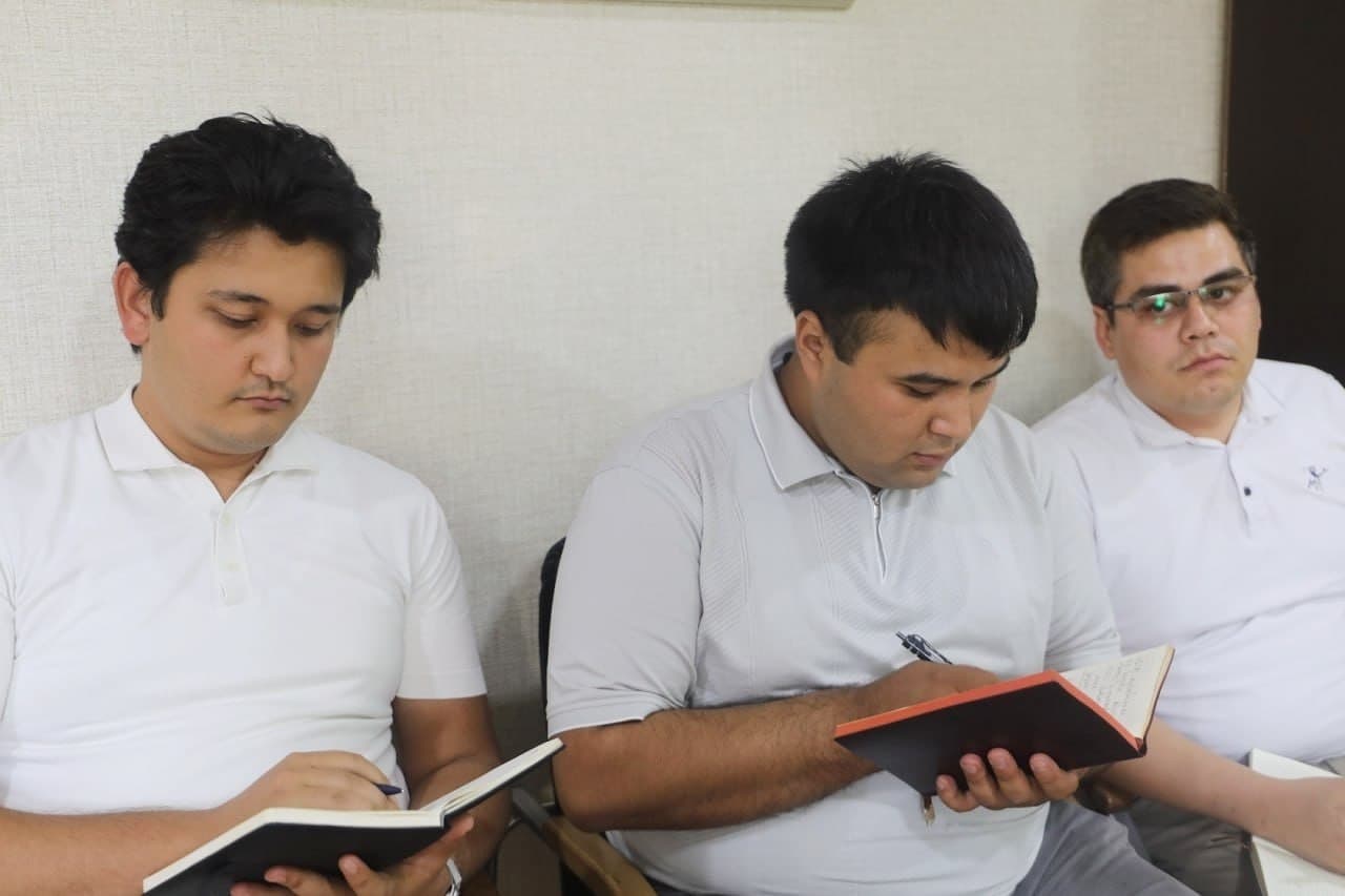 Yangiyo‘l shahrida korrupsiyaga qarshi murosasiz muhitni shakllantirish bo‘yicha ishlar muhokama qilindi
