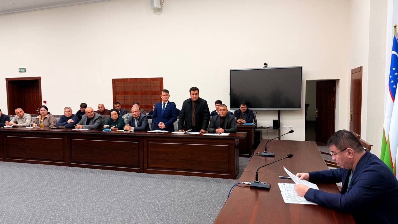 Мактабгача ва мактаб таълими соҳасида 2026 йилда амалга оширилиши режалаштирилган устувор вазифаларга бағишланган кенгайтирилган йиғилиш бўлиб ўтди.