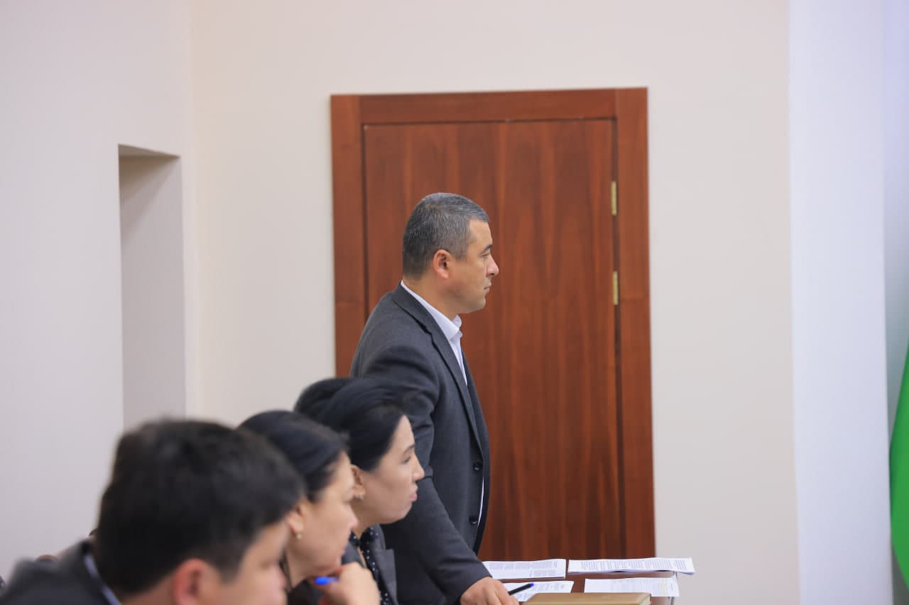 Xalq deputatlari Oqqo'rg'on tumani Kengashining ettinchi chaqiriq yigirma to'qqizinchi sessiyasi bo'lib o'tdi