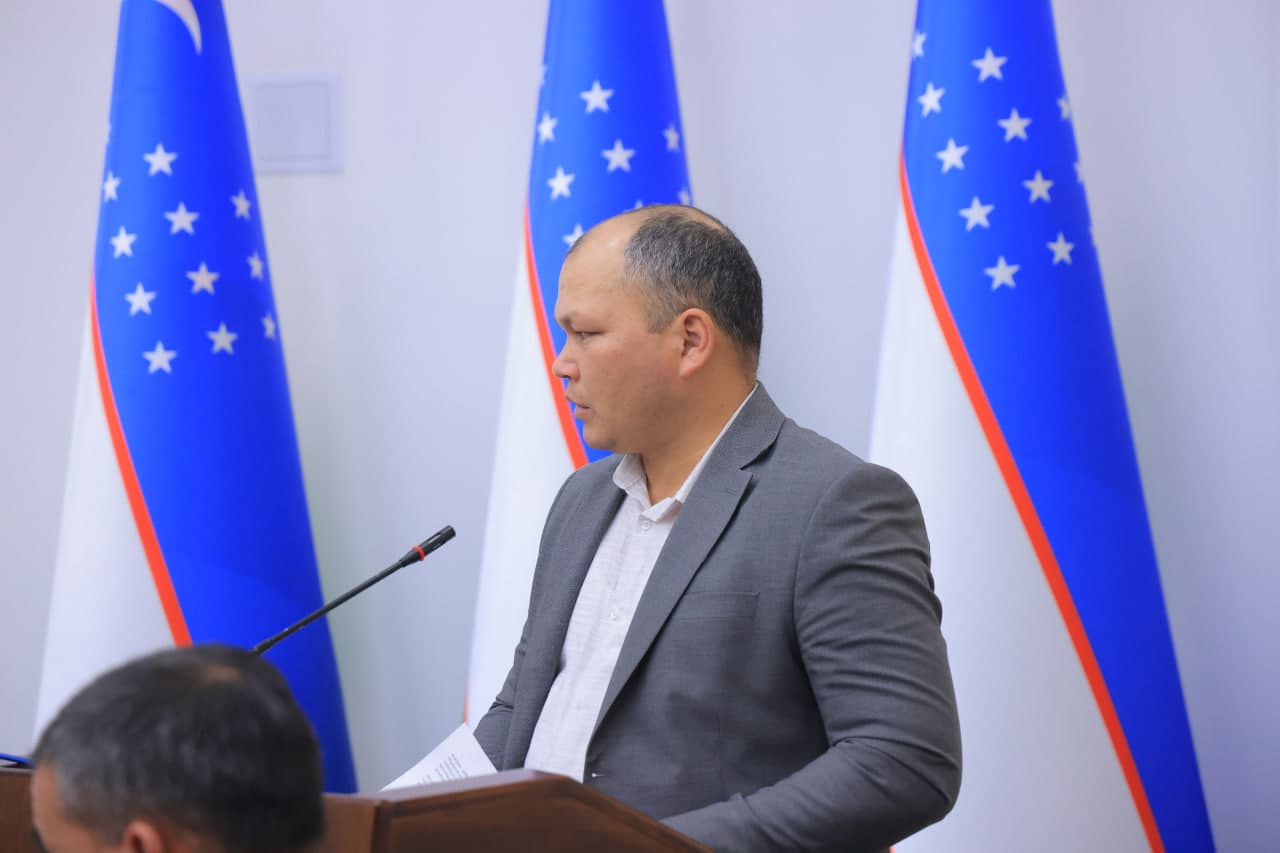 Xalq deputatlari Oqqo'rg'on tumani Kengashining ettinchi chaqiriq yigirma to'qqizinchi sessiyasi bo'lib o'tdi