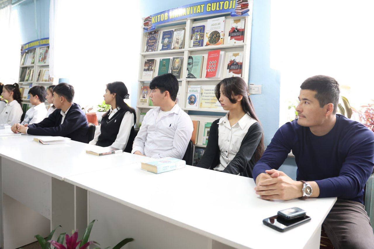 Piskent tuman prokurori X. Maksudov tomonidan tumandagi axborot-kutubxona markazida “Rahbar va yoshlar uchrashuvi” tashkil etildi.