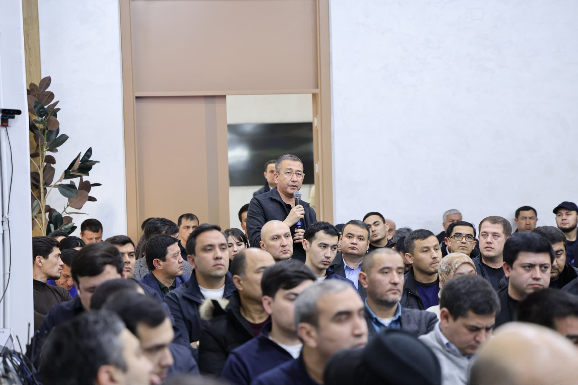 Paxta-to‘qimachilik klasterlari, to‘qimachilik hamda tikuv-trikotaj korxonalari tadbirkorlari bilan uchrashuv bo'lib o'tdi