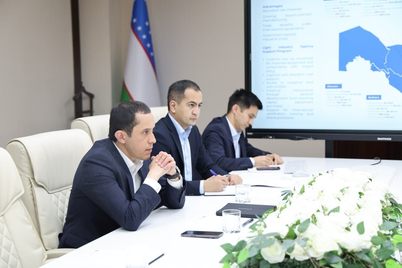 The leadership of the Agency held negotiations with Indus Apparel Group.