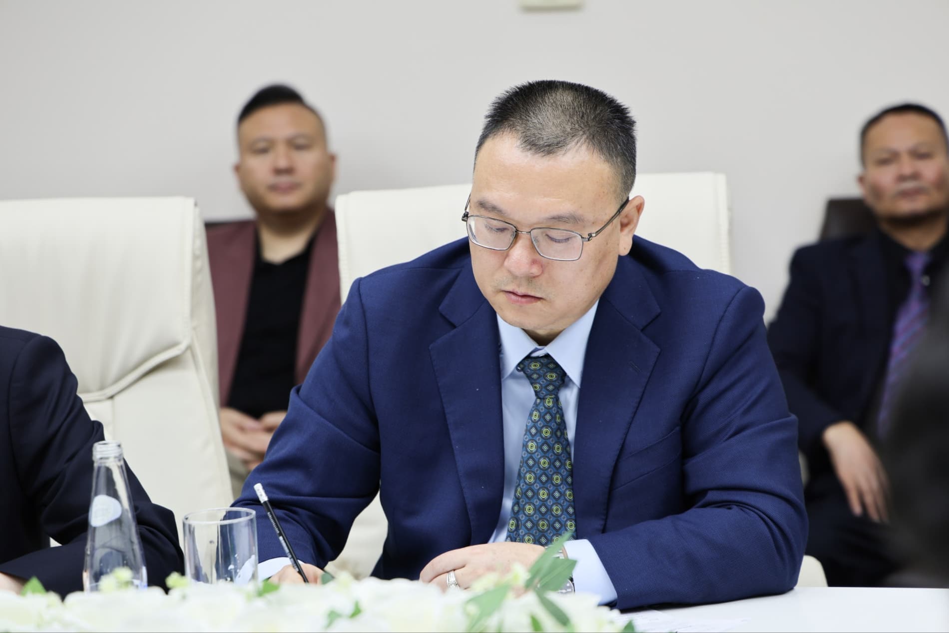 Strategic cooperation between Uzbekistan and China in the leather and footwear industry is reaching a new stage.