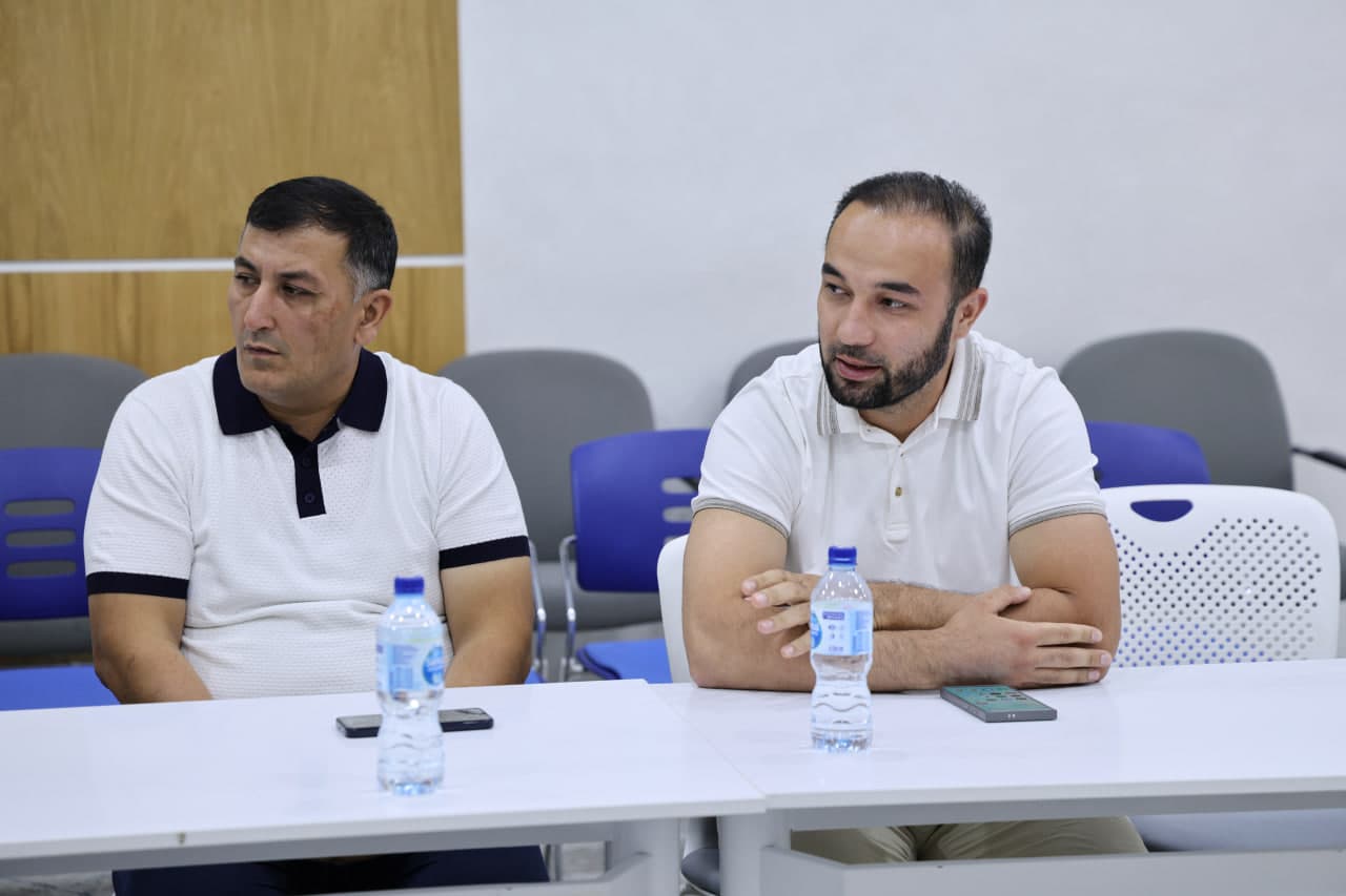 To‘qimachilik, ipakchilik va charm-poyabzal sanoati vakillari bilan ochiq muloqot o‘tkazildi