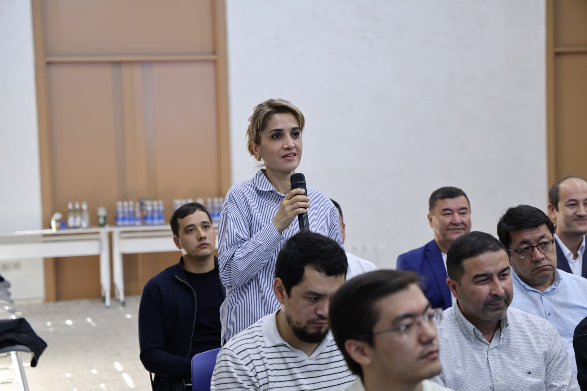 OPEN DIALOGUE HELD WITH REPRESENTATIVES OF GARMENT MANUFACTURING ENTERPRISES