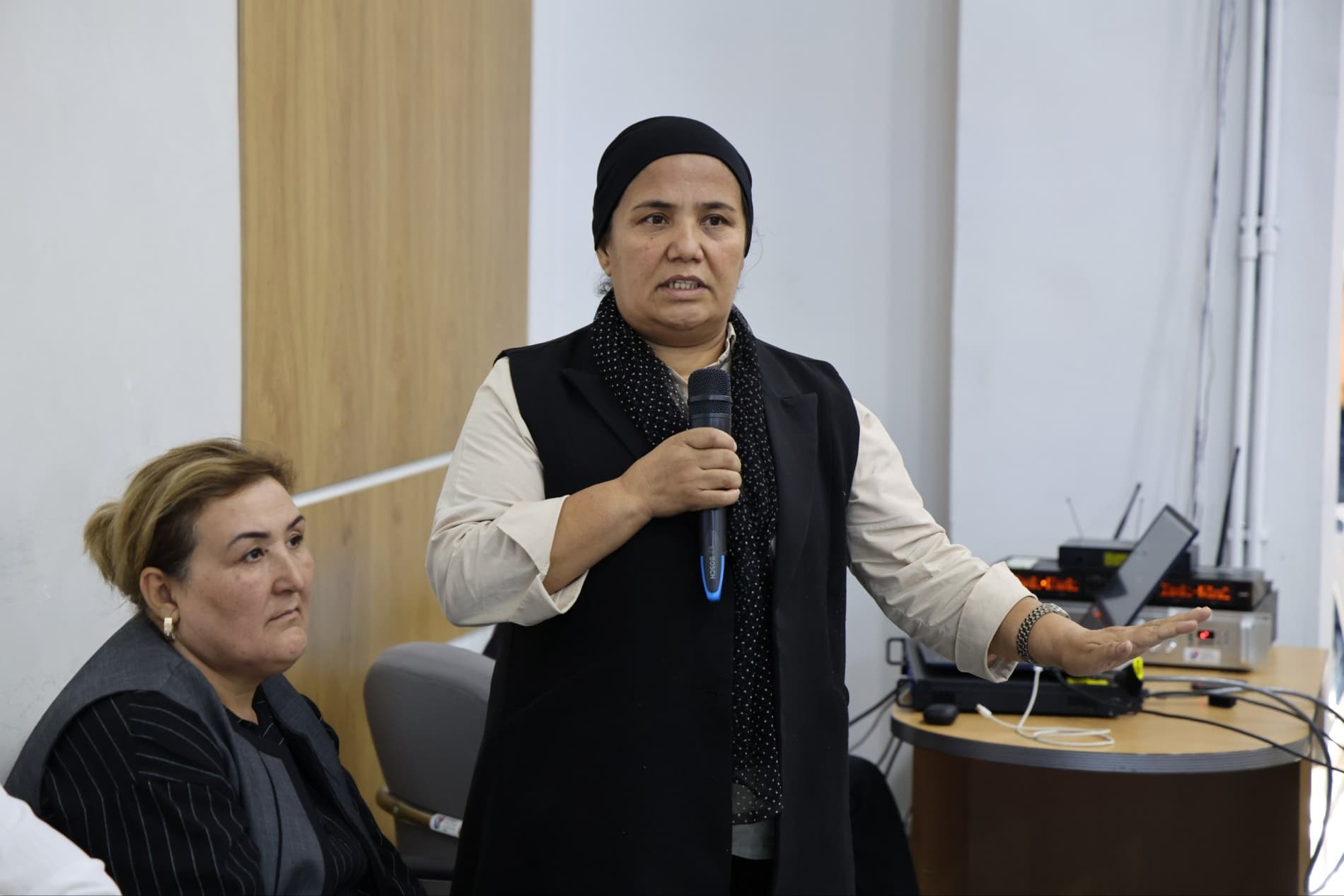 OPEN DIALOGUE HELD WITH REPRESENTATIVES OF GARMENT MANUFACTURING ENTERPRISES