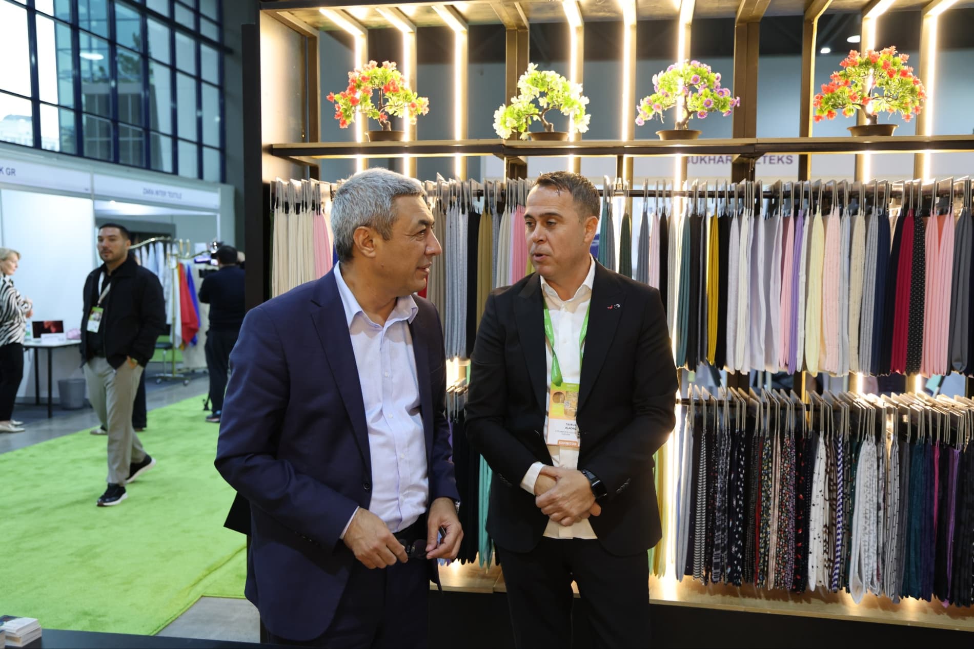 Международные выставки Heimtextil Uzbekistan, Texworld Tashkent и Apparel Sourcing Tashkent продолжаются в активном режиме