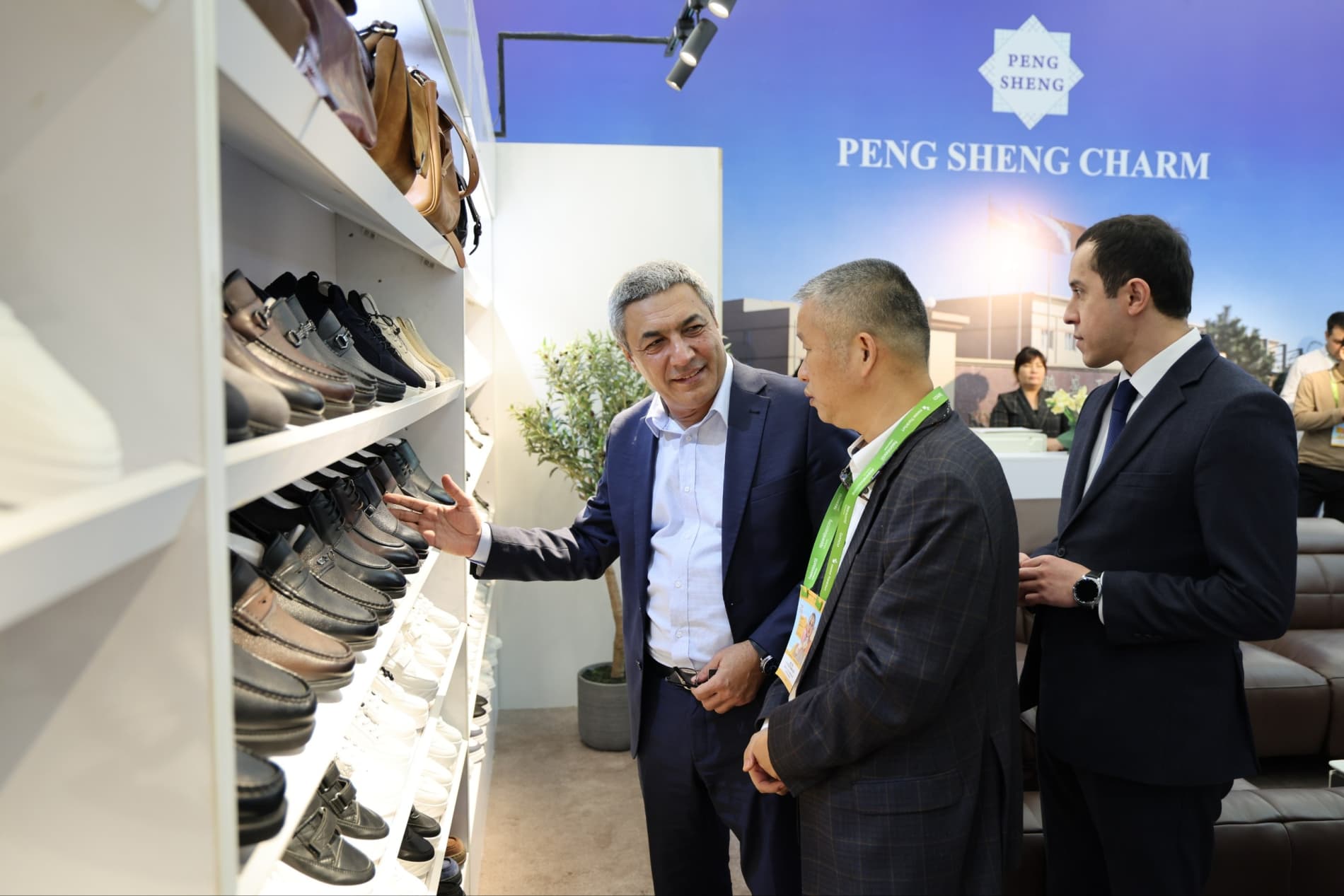 Международные выставки Heimtextil Uzbekistan, Texworld Tashkent и Apparel Sourcing Tashkent продолжаются в активном режиме