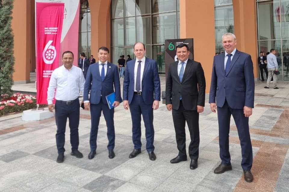 Система профессионального образования Бухарской области выходит на международный уровень: установлено стратегическое партнёрство с ведущим российским университетом