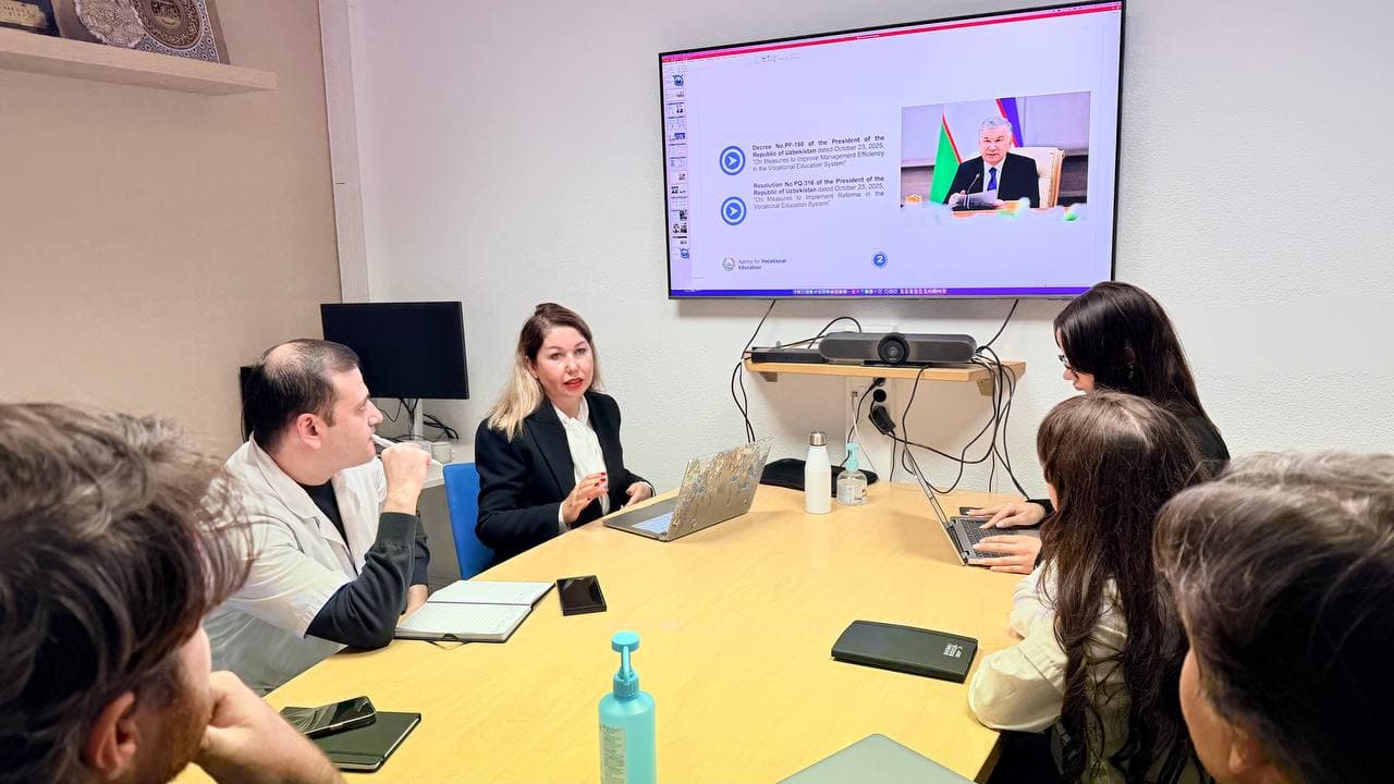 Проведены переговоры о повышении квалификации преподавателей техникумов во Франции