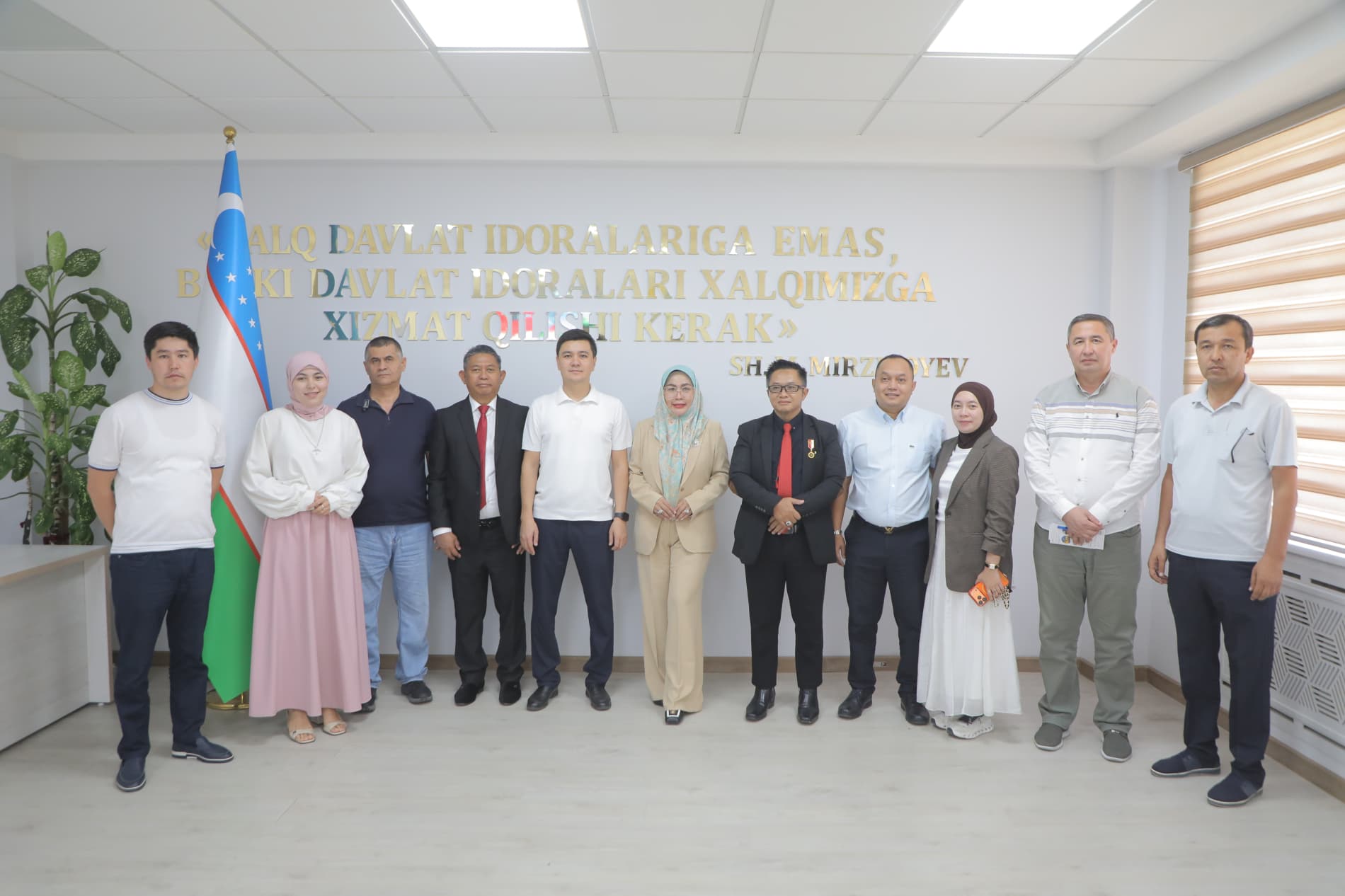 XALQARO HAMKORLIK: YANGI INVESTITSIYAVIY LOYIHALAR MUHOKAMA QILINDI