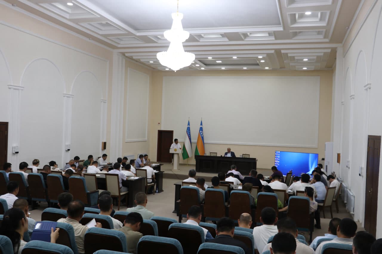 Chimboy tumanida Hurmatli Prezidentimizning "Respublika hududlarini jadal kompleks rivojlantirish uchun tanlab olingan tuman (shahar) larda amaliy chora-tadbirlarni amalga oshirish to‘g‘risida"gi PQ-132-sonli qarorining ijrosini taminlash maqsadida majlis