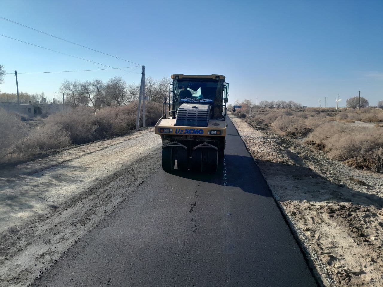 Kerder OFYga olib boruvchi yo‘lda asfaltlash ishlari olib borildi