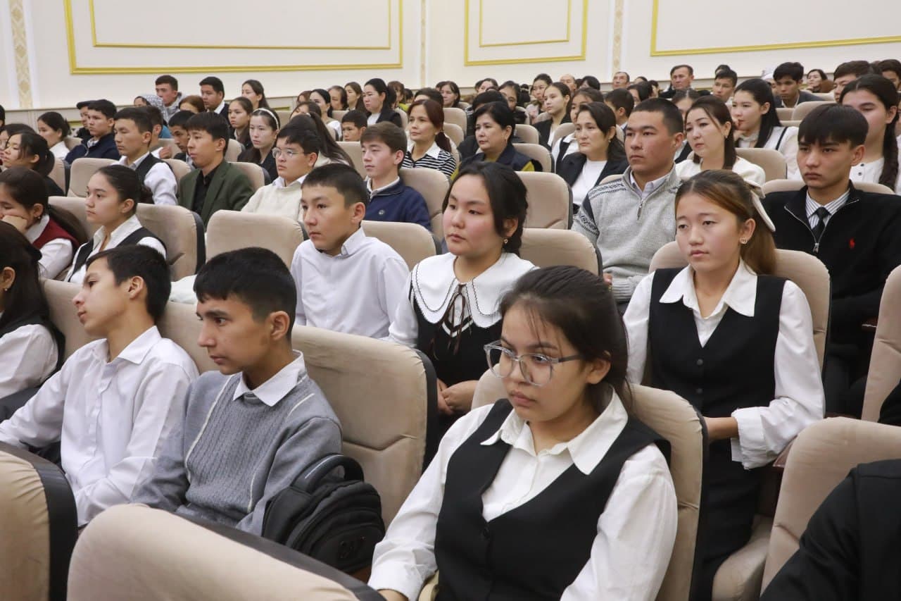 "Rahbar va yoshlar" uchrashuvi bo'lib o'tdi