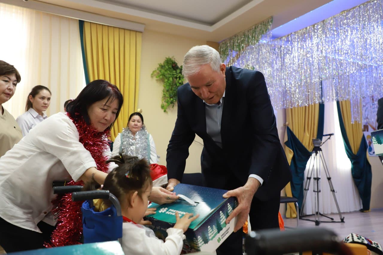 Yangi yil bayrami munosabati bilan bolalarga Prezident sovg‘alari topshirildi