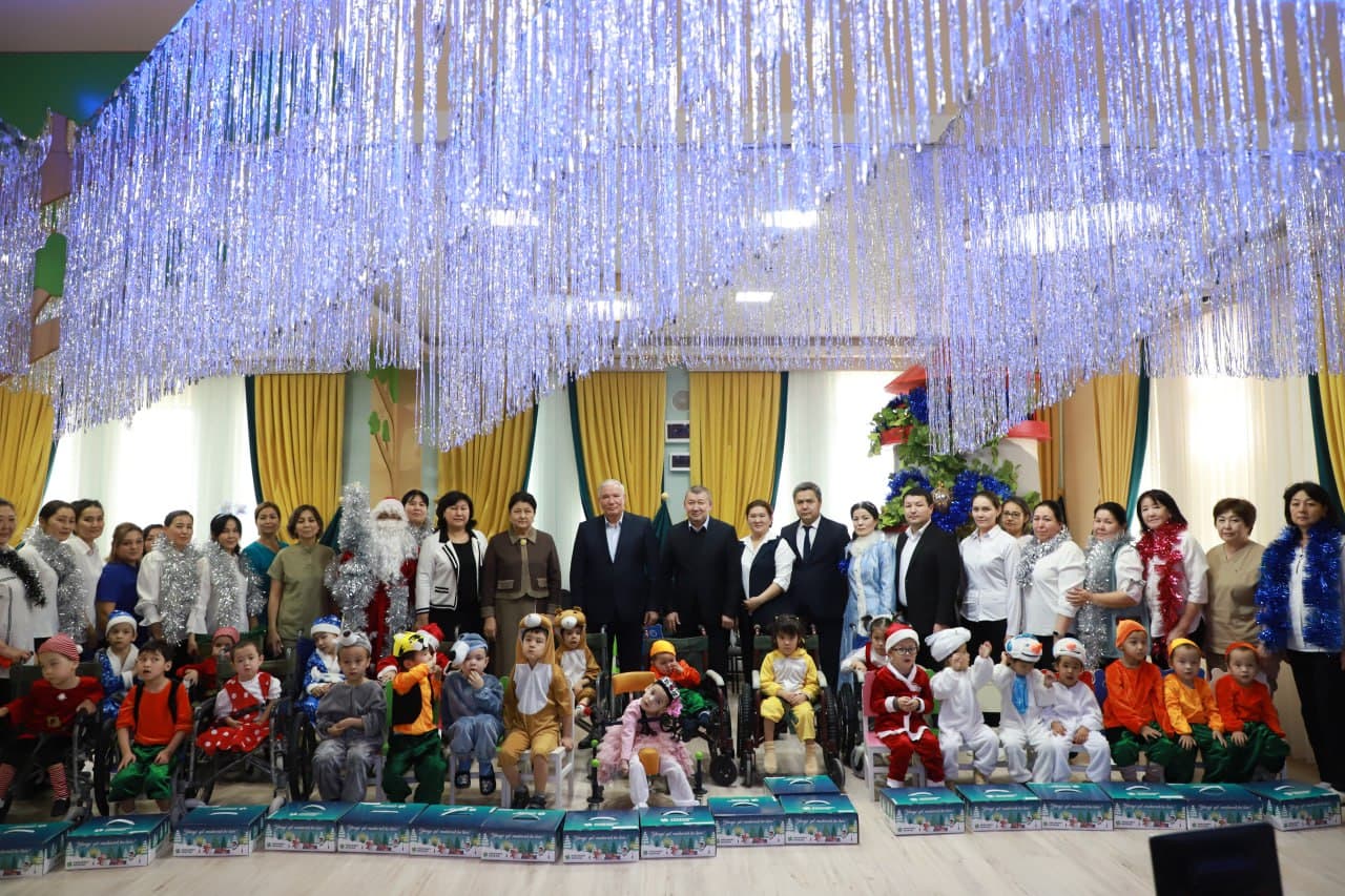 Yangi yil bayrami munosabati bilan bolalarga Prezident sovg‘alari topshirildi