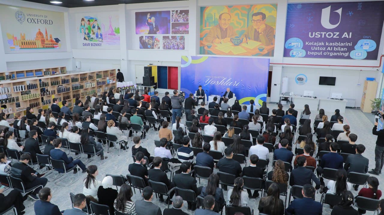 Qoraqalpog’iston Respublikasi Vazirlar Kengashining Raisi Nukus shahrida yoshlar bilan uchrashdi