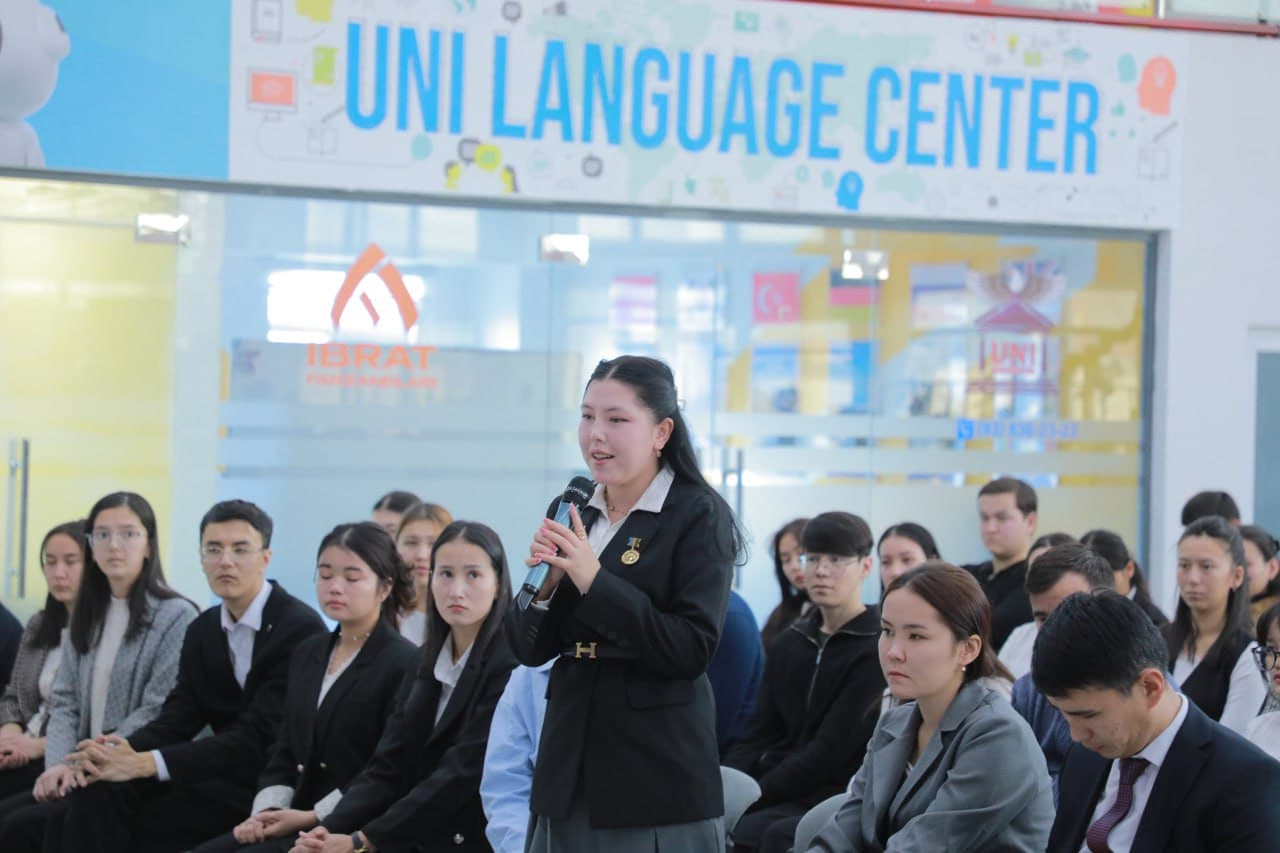 Qoraqalpog’iston Respublikasi Vazirlar Kengashining Raisi Nukus shahrida yoshlar bilan uchrashdi