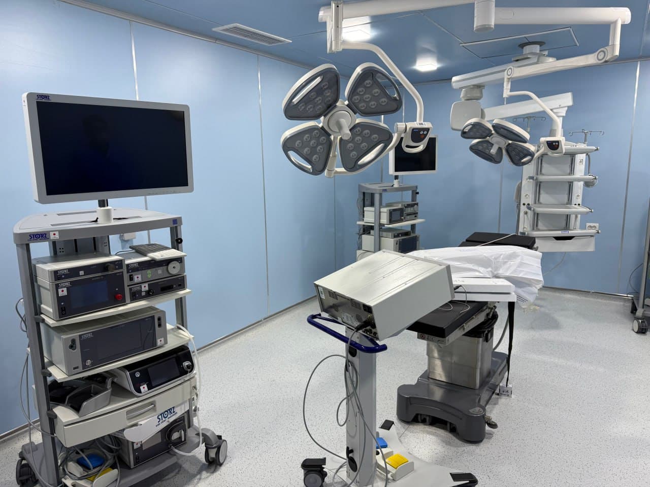 Qoraqalpog‘iston tibbiyot institutiga Yaponiya xalqaro hamkorlik agentligining JICA grant dasturi doirasida zamonaviy jarrohlik uskunalari olib kelindi