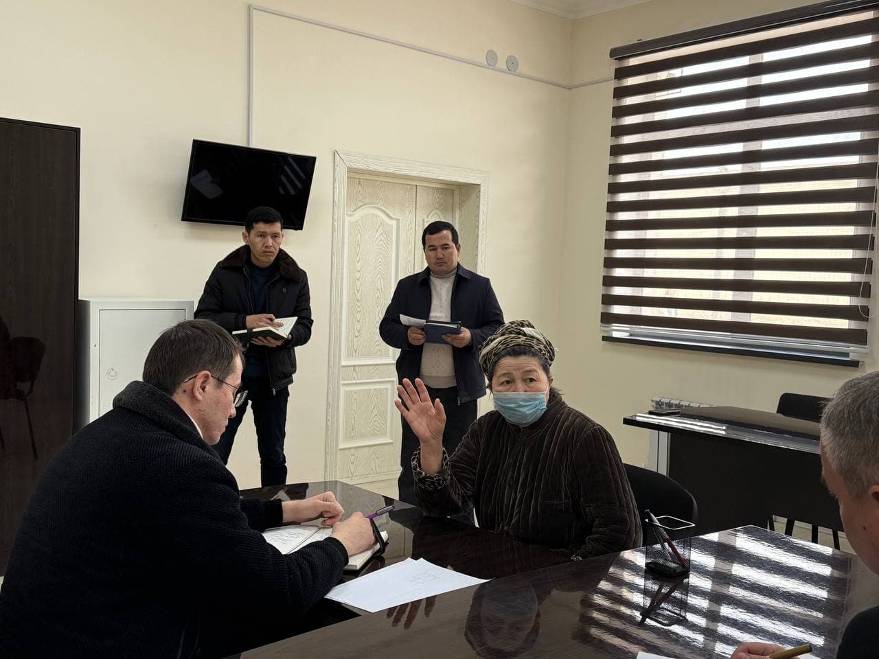 Hududlarda aholi murojaatlari o‘rganildi va amaliy choralar belgilandi