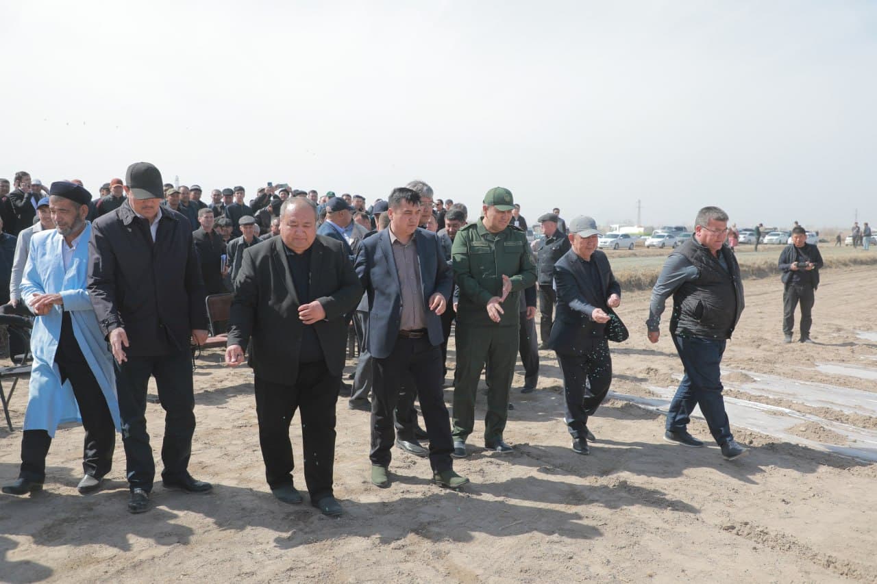 Ámiwdárya rayonında shigit egiw jumısların sapalı shólkemlestiriw boyınsha áhmiyetli seminar ótkerildi