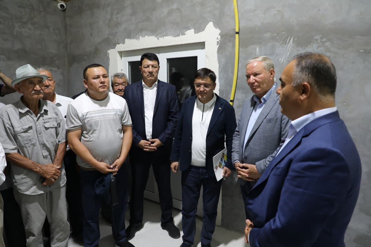 Nukus tumanida zamonaviy parrandachilik kompleksi ishga tushdi