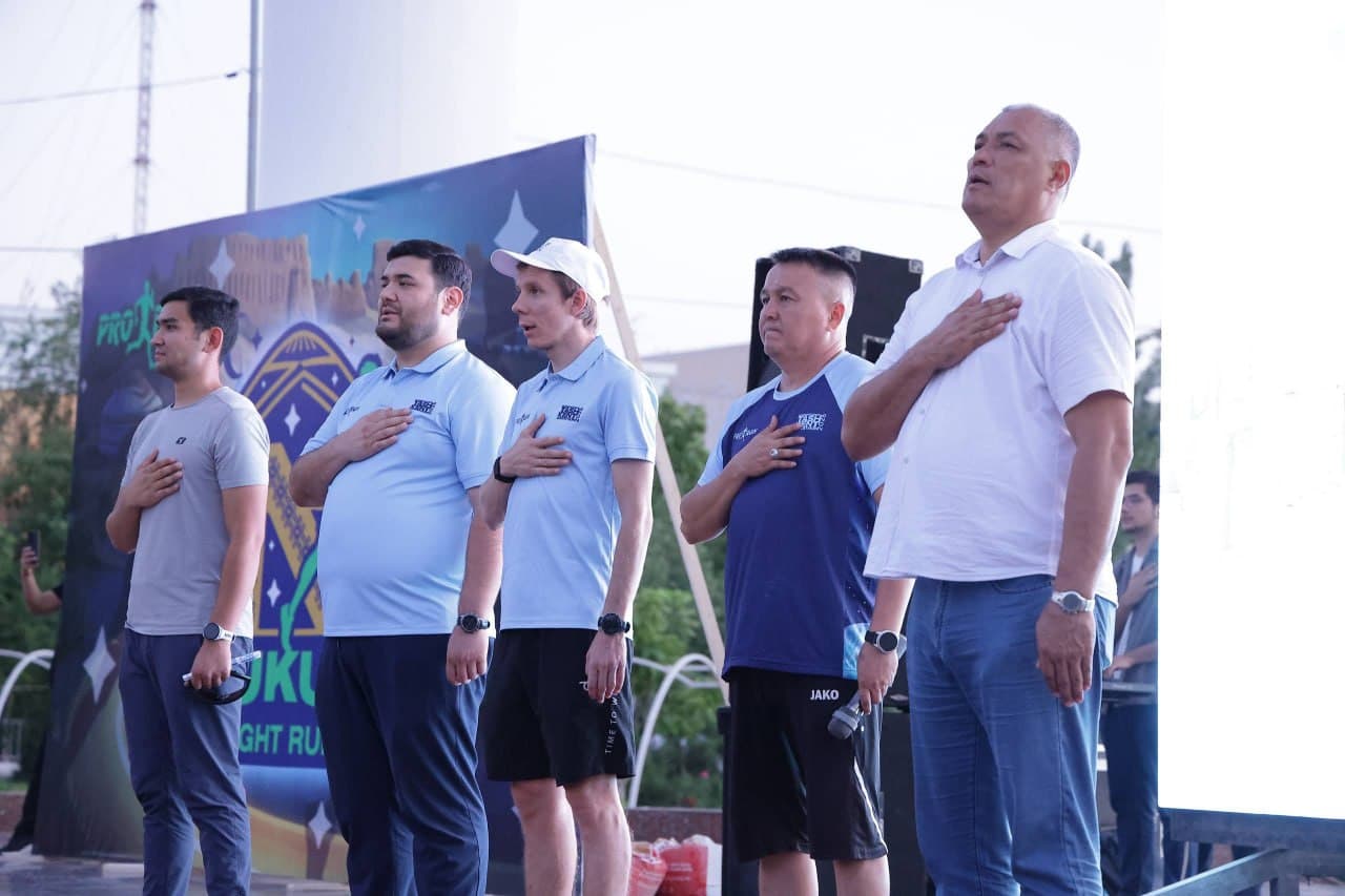 Nukus shahrida "Nukus Night Run 2026" nomli 5 kilometr masofaga ommaviy yugurish marafoni bo‘lib o‘tdi