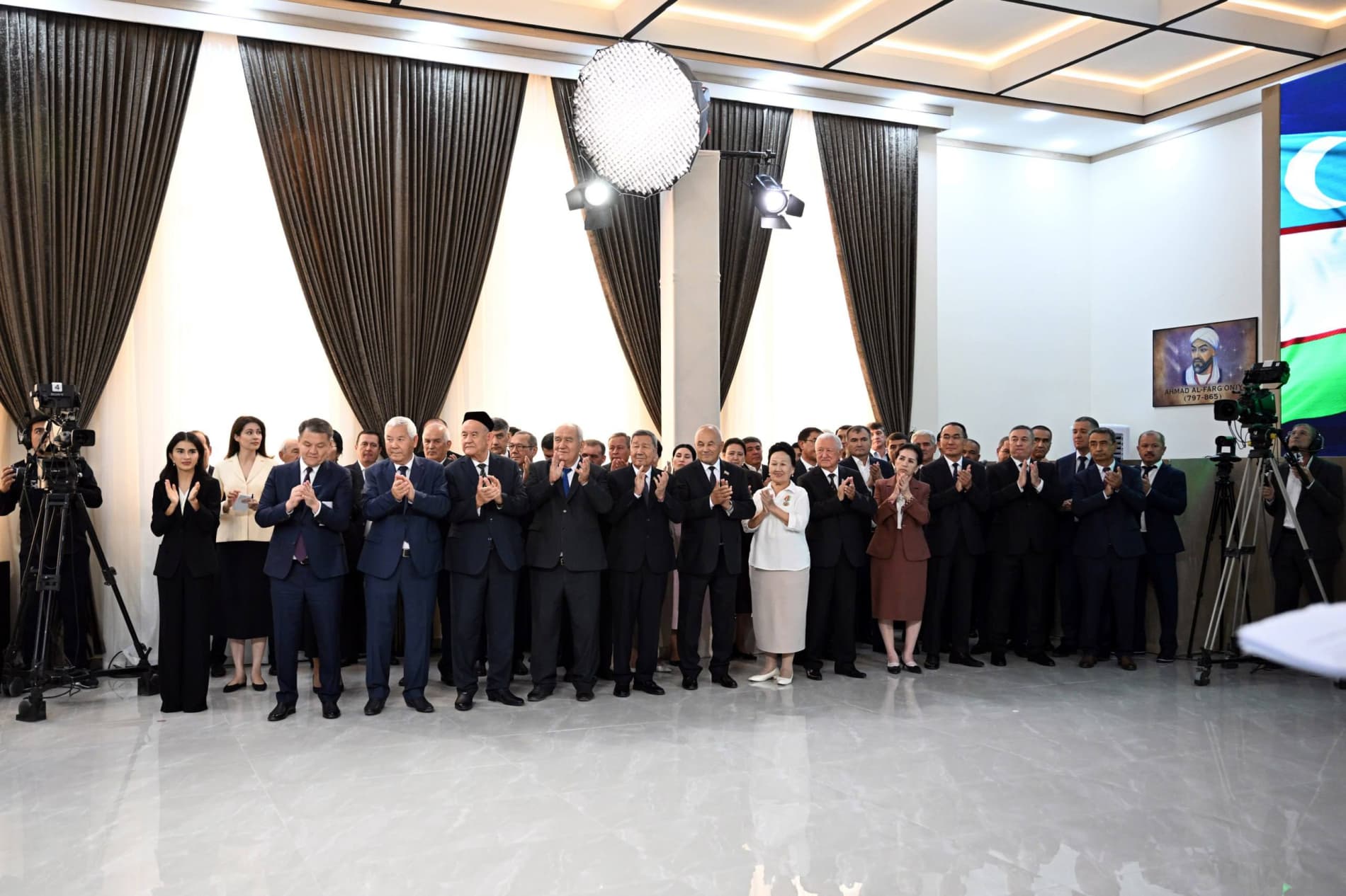 В Каракалпакстане запущены проекты и начато строительство новых мощностей на 7,6 миллиарда долларов
