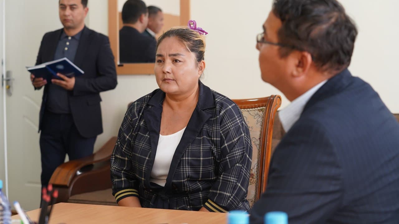 Xalıq penen ashıq sáwbet dawam etpekte