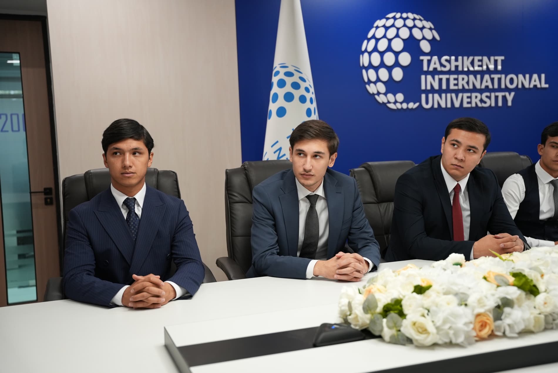 YUNUSOBOD TUMANIDA “YOSHLAR KUNI” DOIRASIDA OCHIQ MULOQOT O‘TKAZILDI