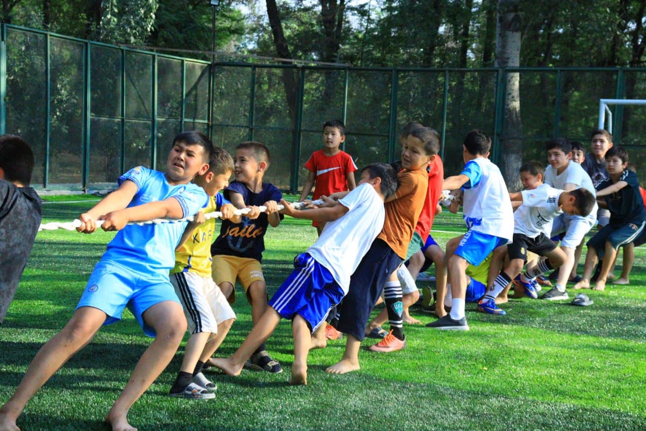 ANDIJONDA HARBIY-VATANPARVARLIK RUHIDAGI SPORT MUSOBAQASI O‘TKAZILDI