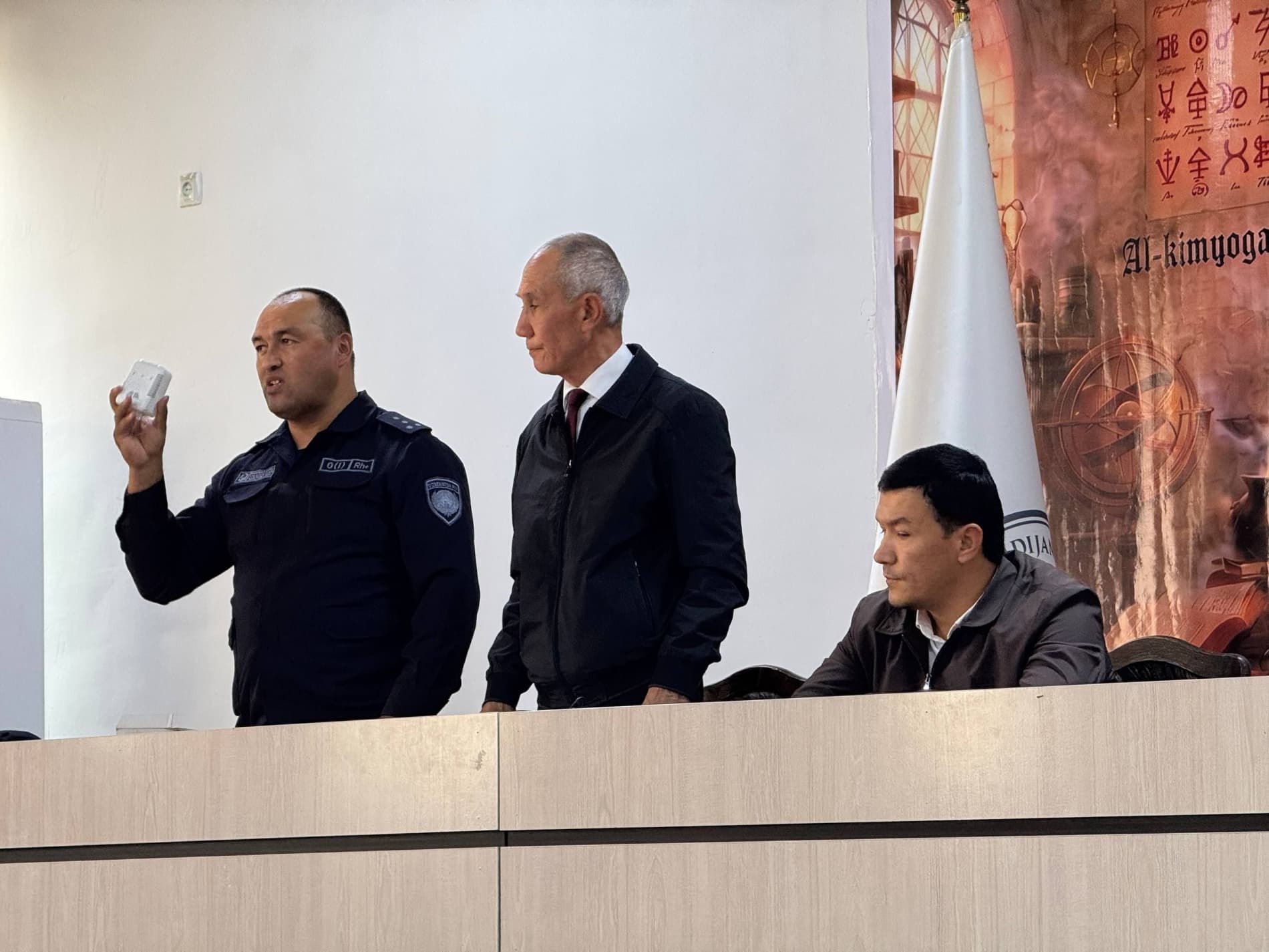XALQARO TABIIY OFATLAR XAVFINI KAMAYTIRISH KUNI