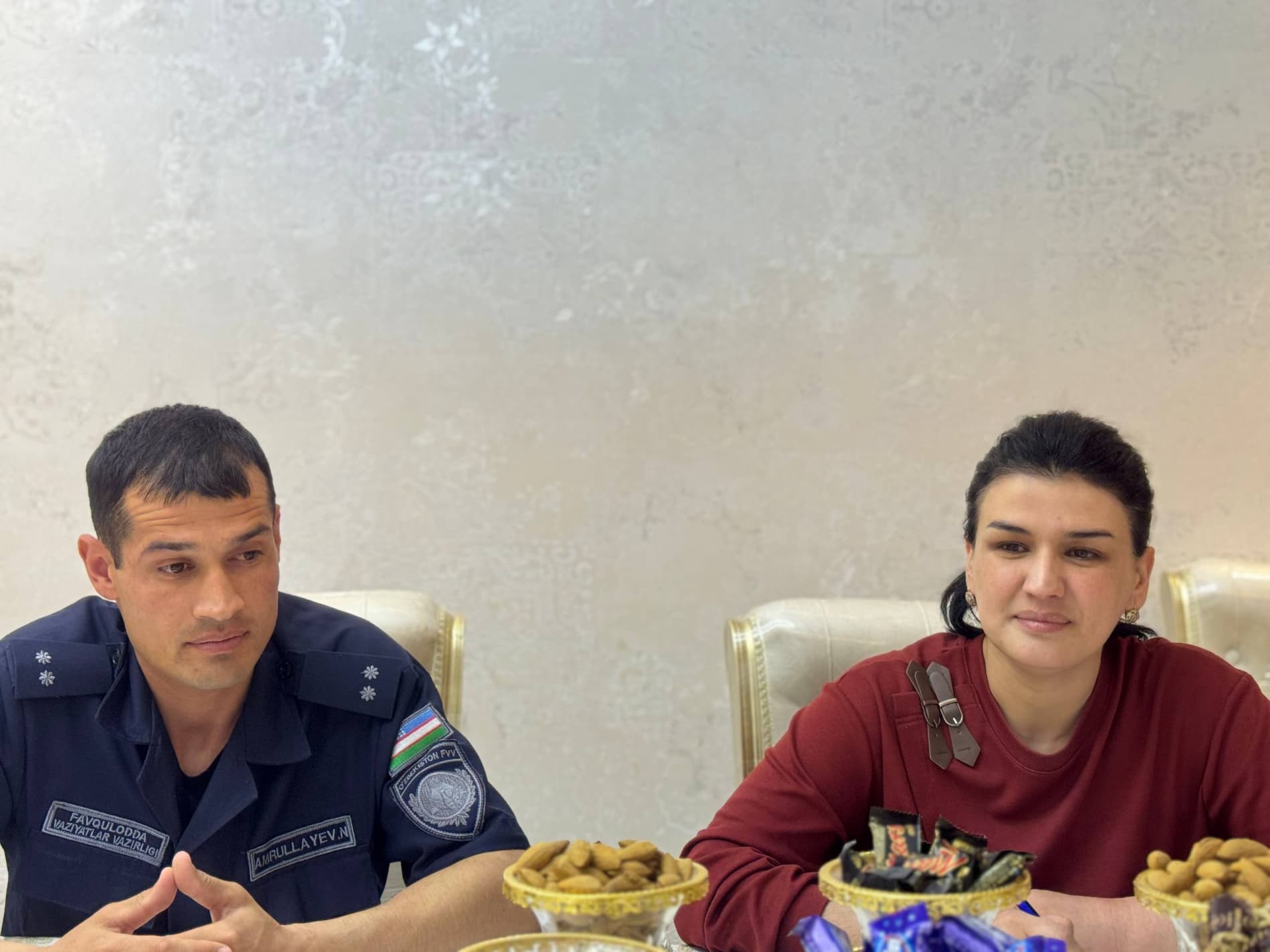 Buxoro viloyati Favqulodda vaziyatlar boshqarmasida Oila va xotin-qizlar masalalari bo‘yicha mas'ullar hamda boshqarma psixologi tomonidan harbiy xizmatchilar hamda ayol xodimalarning oilaviy sharoitlarini o‘rganish maqsadida manzilli tashriflar amalga os
