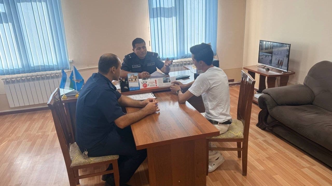Buxoro viloyatining barcha shahar va tumanlarida otaliqqa olingan yoshlar bilan mahallalarda uchrashuvlar tashkil etildi.