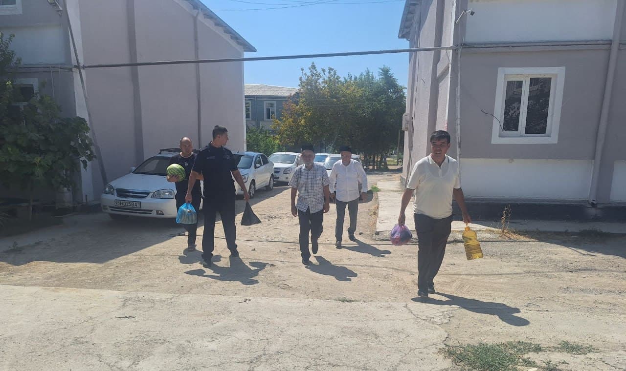 Do‘stlik tumani FVBda Favqulodda vaziyatlar vazirligi tizimida uzoq yillar fidokorona xizmat qilgan, bugungi kunda nafaqada bo‘lgan faxriy xodimlar ishtirokida uchrashuv tashkil etildi.
