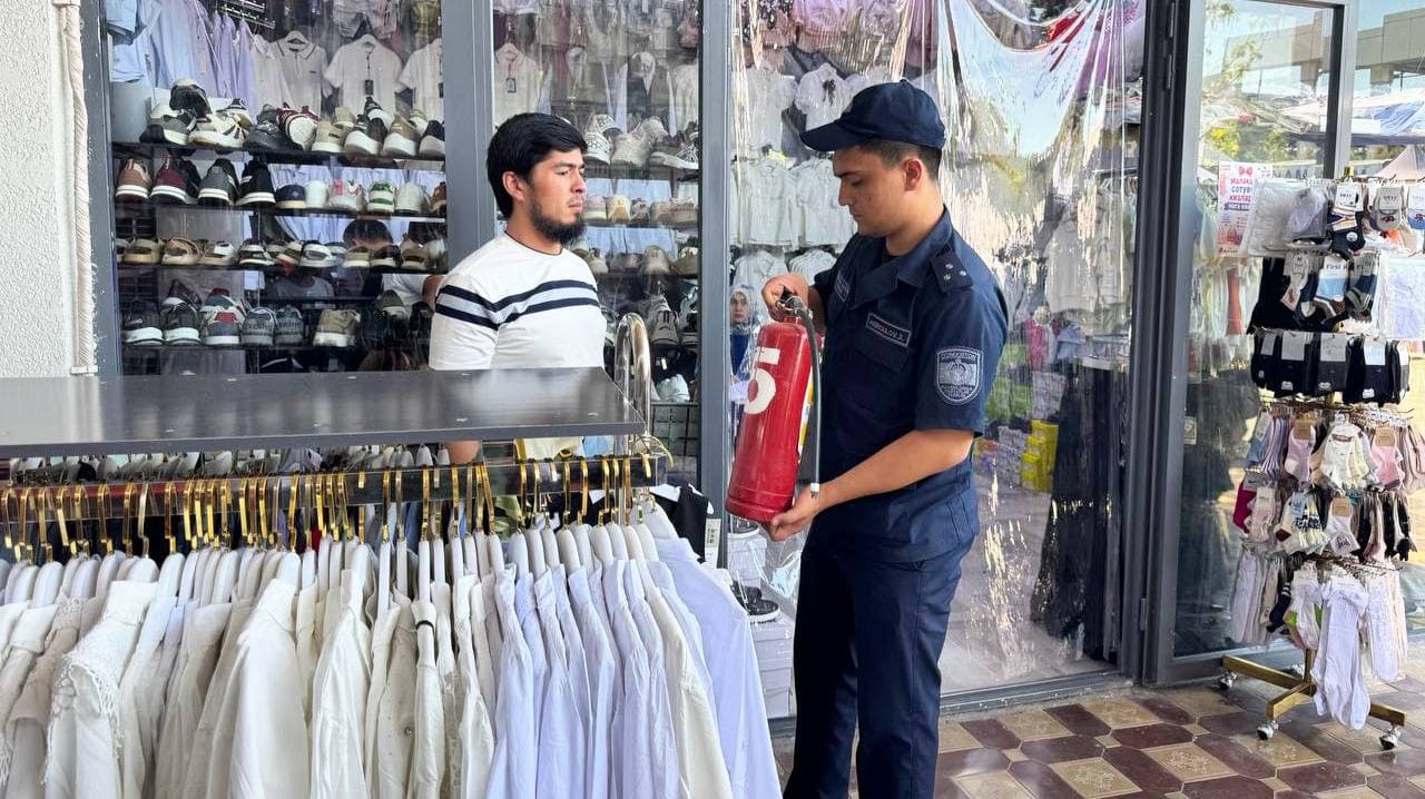 Jizzax shahar FVB xodimlari tomonidan fuqarolar gavjum bo‘ladigan obyektlarda profilaktik tadbirlar o‘tkazildi.