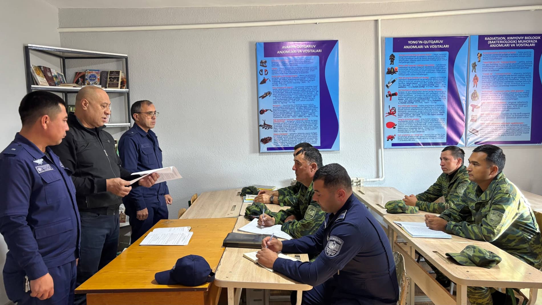 Jizzax viloyati FVB Shaxsiy xavfsizlik bo‘limi katta ofitseri podpolkovnik Marat Atabekov tomonidan Arnasoy tumani FVB shaxsiy tarkibi bilan profilaktik tadbir o‘tkazildi.