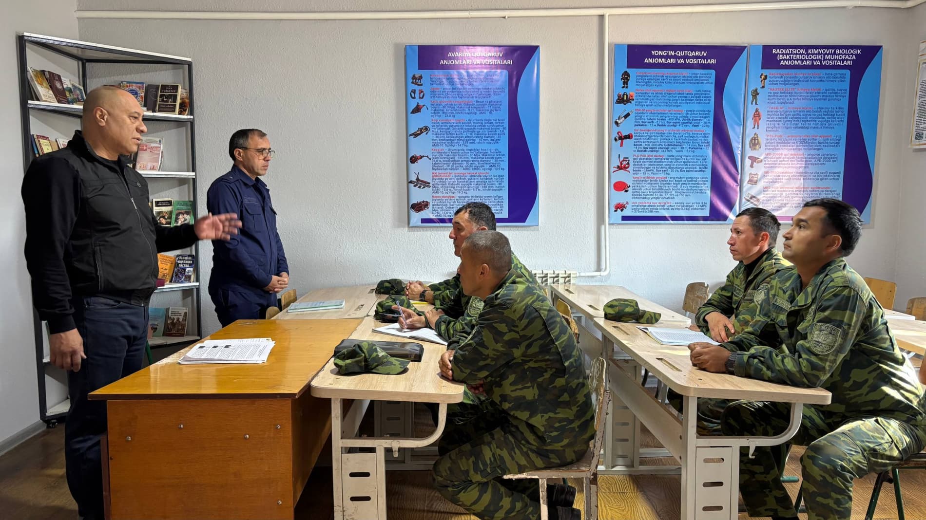 Jizzax viloyati FVB Shaxsiy xavfsizlik bo‘limi katta ofitseri podpolkovnik Marat Atabekov tomonidan Arnasoy tumani FVB shaxsiy tarkibi bilan profilaktik tadbir o‘tkazildi.