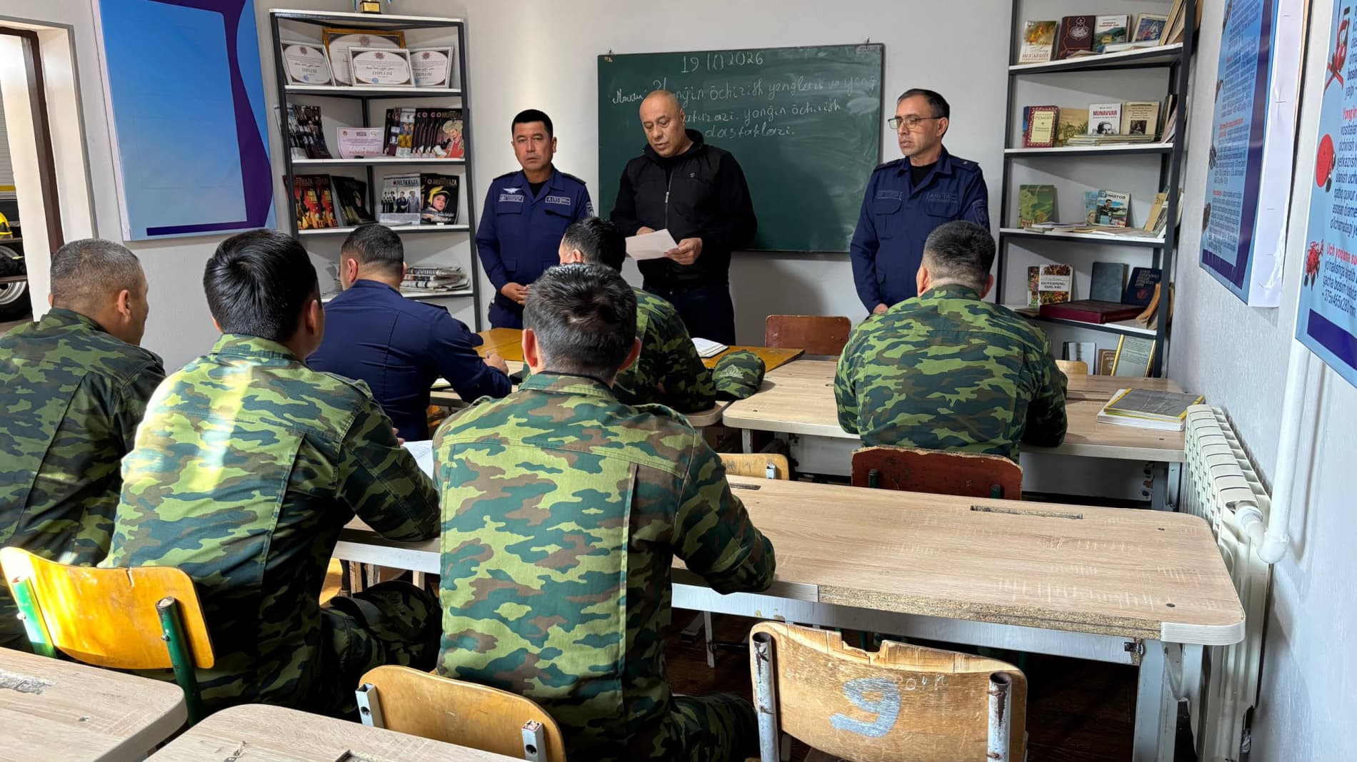 Jizzax viloyati FVB Shaxsiy xavfsizlik bo‘limi katta ofitseri podpolkovnik Marat Atabekov tomonidan Arnasoy tumani FVB shaxsiy tarkibi bilan profilaktik tadbir o‘tkazildi.