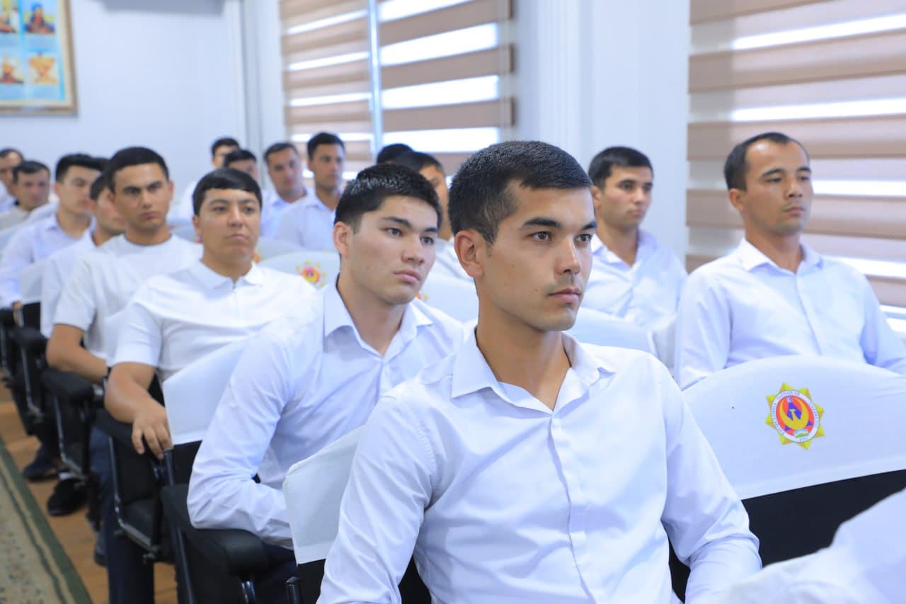 “Rahbar va yoshlar” uchrashuvi – ochiq muloqot va yangi imkoniyatlar sari qadam