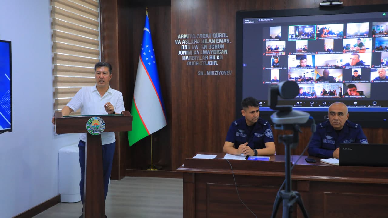 Ҳуқуқбузарликлар профилактикаси куни муносабати билан Самарқанд вилояти Фавқулодда вазиятлар бошқармасида “Расмий ҳужжатларни қалбакилаштириш — жиноят демакдир” мавзусида профилактик тадбир ташкил этилди.