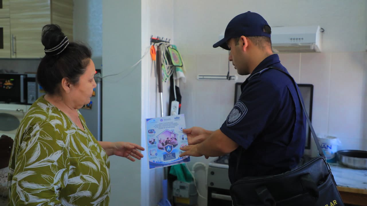 Kattaqoʻrgʻon shahar FVB xodimlari tomonidan “Dolzarb 60 kun” tadbirlari doirasida “Mahallabay va xonadonbay” profilaktik tadbirlar davom ettirilmoqda.
