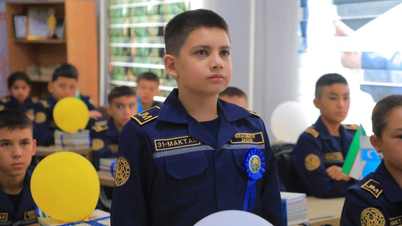 Биринчи қўнғироқ — янги билимлар сари қадам